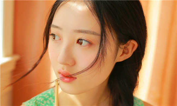 吉木乃试管代怀生子国内有吗？为不孕不育患者提供的解决方案