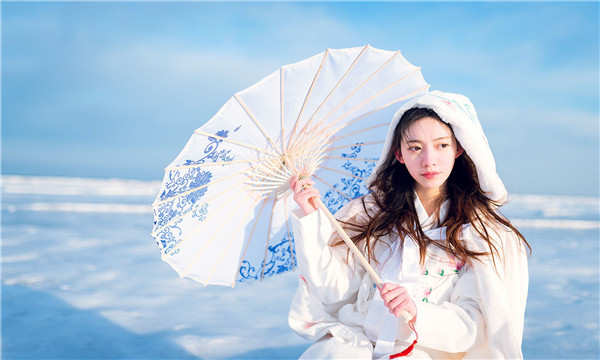 吉木乃试管代怀生子多少钱一个？助孕之路的费用分析与方案选择